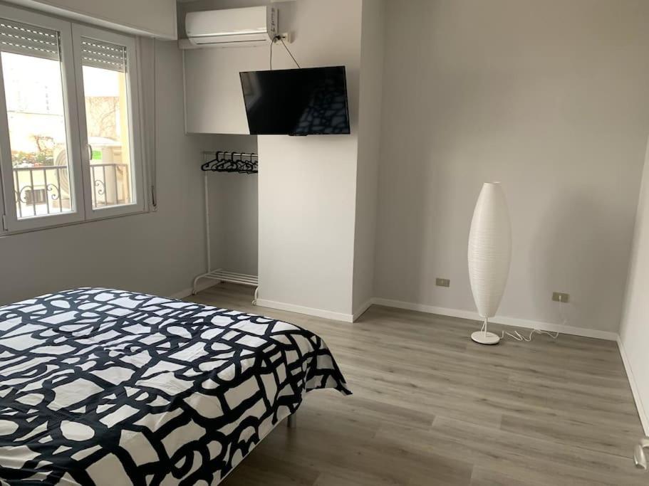 Milano Besana Rent House Apartman Kültér fotó