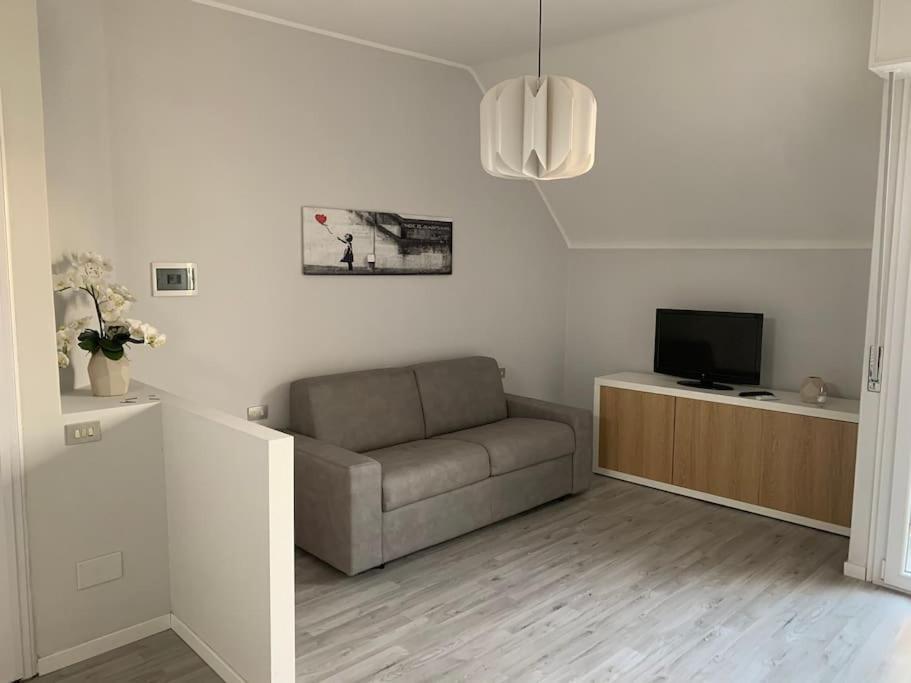 Milano Besana Rent House Apartman Kültér fotó