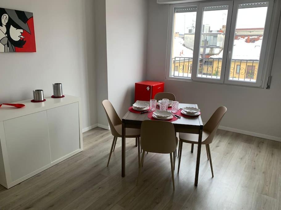 Milano Besana Rent House Apartman Kültér fotó
