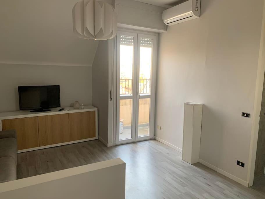 Milano Besana Rent House Apartman Kültér fotó
