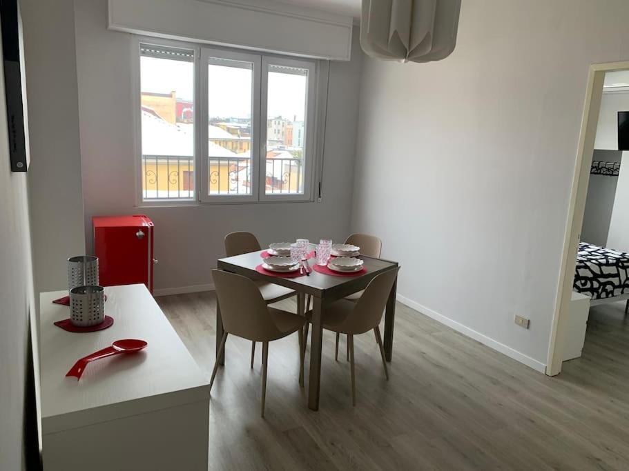 Milano Besana Rent House Apartman Kültér fotó